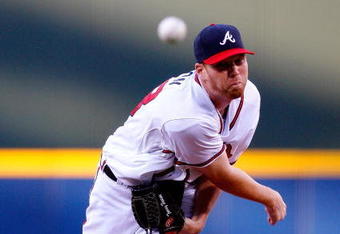 ATLANTA - AUGUST 22:  Starting pitcher Tommy Hanson #48 of the Atlanta Braves pitches to the Florida Marlins on August 22, 2009 at Turner Field in Atlanta, Georgia.  (Photo by Kevin C. Cox/Getty Images)