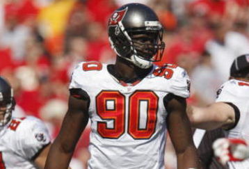 KANSAS CITY, MO - NOVEMBER 02:  Gaines Adams #90 of the Tampa Bay Buccaneers looks on against the Kansas City Chiefs during their NFL game on November 2, 2008 at Arrowhead Stadium in Kansas City, Missouri.  The Buccaneers won 30 to 27 in overtime. (Photo by: Jamie Squire/Getty Images)