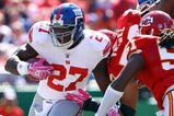KANSAS CITY, MO - OCTOBER 04:  Running back Brandon Jacobs #27 of the New York Giants carries the ball during the game against the Kansas City Chiefs on October 4, 2009 at Arrowhead Stadium in Kansas City, Missouri.  (Photo by Jamie Squire/Getty Images)