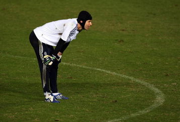 NICOSIA, CYPRUS - SEPTEMBER 29:  Petr Cech of Chelsea looks on during training prior to the UEFA Champions League Group D match between Omonia Nicosia and Chelsea at the GSP Stadium on September 29, 2009 in Nicosia, Cyprus.  (Photo by Clive Rose/Getty Images)