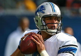 CHICAGO - OCTOBER 04: Matthew Stafford #9 of the Detroit Lions looks for a receiver against the Chicago Bears on October 4, 2009 at Soldier Field in Chicago, Illinois. The Bears defeated the Lions 48-24. (Photo by Jonathan Daniel/Getty Images)