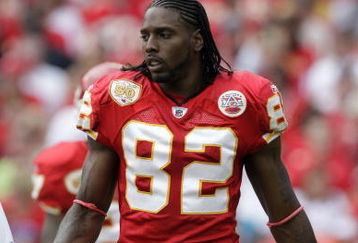 KANSAS CITY, MO - SEPTEMBER 20:  Dwayne Bowe #82 of the Kansas City Chiefs looks on during the game against the Oakland Raiders at Arrowhead Stadium on September 20, 2009 in Kansas City, Missouri. (Photo by Jamie Squire/Getty Images)