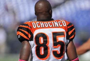 BALTIMORE - OCTOBER 11:  Chad Ochocinco #85 of the Cincinnati Bengals warms up before the game against the Baltimore Ravens at M&T Bank Stadium on October 11, 2009 in Baltimore, Maryland. The Bengals defeated the Ravens 17-14. (Photo by Larry French/Getty Images)