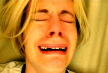 Chris-crocker-crying_feature