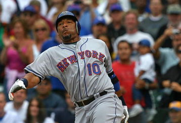 CHICAGO - AUGUST 28: Gary Sheffield #10 of the New York Mets strikes out to end a game against the Chicago Cubs on August 28, 2009 at Wrigley Field in Chicago, Illinois. The Cubs defeated the Mets 5-2. (Photo by Jonathan Daniel/Getty Images) 