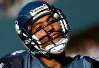 SEATTLE, WA - OCTOBER 11:  T. J. Houshmandzadeh #84 of the Seattle Seahawks celebrates scoring a touchdown against the Jacksonville Jaguars at Qwest Field on October 11, 2009 in Seattle, Washington.  (Photo by Jonathan Ferrey/Getty Images)