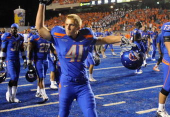 BOISE, ID - SEPTEMBER 3: Joey Paul #41 of the Boise State Broncos taunts Oregon Duck players after LaGarrette Blount #9 (not in photo) of the Oregon Ducks punched a Boise State Broncos player after the Boise State defeated Oregon 19-8 on September 3, 2009 at Bronco Stadium in Boise, Idaho. (Photo by Steve Dykes/Getty Images)