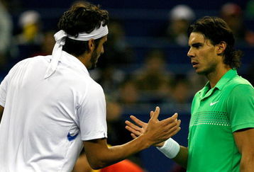 SHANGHAI, CHINA - OCTOBER 17:  Feliciano Lopez of Spain retires from his match in the second set against Rafael Nadal during the semifinal round on day seven of the 2009 Shanghai ATP Masters 1000 at Qi Zhong Tennis Centre on October 17, 2009 in Shanghai, China.  (Photo by Matthew Stockman/Getty Images)
