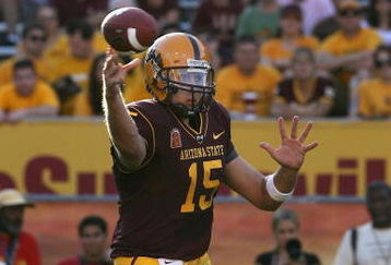 TEMPE, AZ - OCTOBER 03:  Quarterback Danny Sullivan #15 of the Arizona State Sun Devils throws a pass during the college football game against the Oregon State Beavers at Sun Devil Stadium on October 3, 2009 in Tempe, Arizona. The Beavers defeated the Sun Devils 28-17.  (Photo by Christian Petersen/Getty Images)