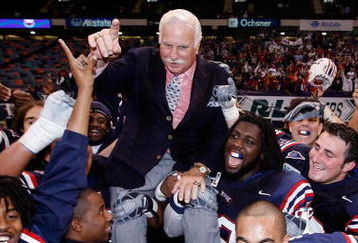 NEW ORLEANS - DECEMBER 21:  Head coach Howard Schnellenberger of the Florida Atlantic University Owls is carried on his team's shoulders after defeating the Memphis University Tigers 44-27 in the New Orleans Bowl on December 21, 2007 at the Louisiana Superdome in New Orleans, Louisiana.  (Photo by Chris Graythen/Getty Images)