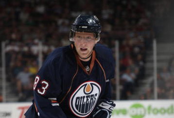 EDMONTON, CANADA - SEPTEMBER 23:  Ales Hemsky #83 of the Edmonton Oilers skates against the Calgary Flames on September 23, 2009 at Rexall Place in Edmonton, Alberta, Canada. (Photo by Dale MacMillan/Getty Images)