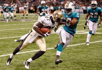 NEW ORLEANS - SEPTEMBER 03:  Adrian Arrington #87 of the New Orleans Saints gets past during the game against the Miami Dolphins at the Louisiana Superdome on September 3, 2009 in New Orleans, Louisiana.  (Photo by Chris Graythen/Getty Images)