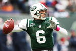 EAST RUtheRFORD, NJ - OCTOBER 18:  Mark Sanchez #6 of the New York Jets passes against  the Buffalo Bills during their game on October 18, 2009 at Giants Stadium in East Rutherford, New Jersey.  (Photo by Al Bello/Getty Images)