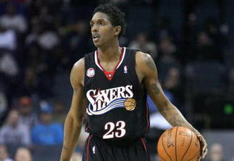 CHARLOTTE, NC - NOVEMBER 24:  Louis Williams #23 of the Philadelphia 76ers brings the ball upcourt against the Charlotte Bobcats during the game on November 24, 2008 at Charlotte Bobcats Arena in Charlotte, North Carolina.  The Bobcats won 93-84.  NOTE TO USER: User expressly acknowledges and agrees that, by downloading and/or using this Photograph, user is consenting to the terms and conditions of the Getty Images License Agreement.  (Photo by Streeter Lecka/Getty Images)