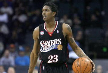 CHARLOTTE, NC - NOVEMBER 24:  Louis Williams #23 of the Philadelphia 76ers brings the ball upcourt against the Charlotte Bobcats during the game on November 24, 2008 at Charlotte Bobcats Arena in Charlotte, North Carolina.  The Bobcats won 93-84.  NOTE TO USER: User expressly acknowledges and agrees that, by downloading and/or using this Photograph, user is consenting to the terms and conditions of the Getty Images License Agreement.  (Photo by Streeter Lecka/Getty Images)