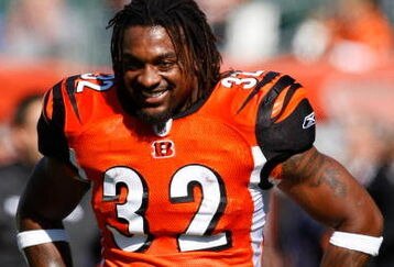 CINCINNATI, OH - OCTOBER 18: Running back Cedric Benson #32 of the Cincinnati Bengals smiles during warm ups prior to the game against the Houston Texans at Paul Brown Stadium on October 18, 2009 in Cincinnati, Ohio. The Texans defeated the Bengals 28-17. (Photo by Scott Boehm/Getty Images)