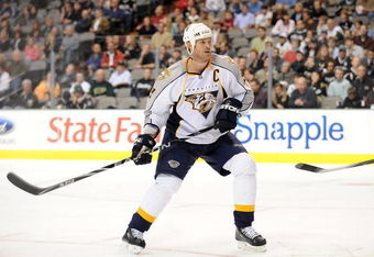 DALLAS - OCTOBER 14:  Center Jason Arnott #19 of the Nashville Predators at American Airlines Center on October 14, 2009 in Dallas, Texas.  (Photo by Ronald Martinez/Getty Images)