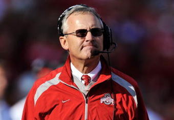 COLUMBUS, OH - OCTOBER 10:  Head coach Jim Tressel of the Ohio State Buckeyes looks up at the clock during a game against the Wisconsin Badgers at Ohio Stadium on October 10, 2009 in Columbus, Ohio.  Ohio State defeated Wisconsin 31-13.  (Photo by Jamie Sabau/Getty Images)