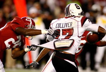 TUSCALOOSA - OCTOBER 17:  Return man Chris Culliver #17 of the South Carolina Gamecocks is tackled by special teams defender Terry Grant #29 of the Alabama Crimson Tide at Bryant-Denny Stadium on October 17, 2009 in Tuscaloosa, Alabama. The Crimson Tide beat the Gamecocks 20-6.  (Photo by Mike Zarrilli/Getty Images)