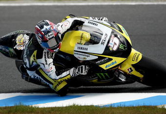 PHILLIP ISLAND, AUSTRALIA - OCTOBER 16:  Colin Edwards of the USA rides the #5 Monster Yamaha Tech 3 Yamaha during a practice session ahead of the MotoGP of Australia at Phillip Island Grand Prix Circuit on October 16, 2009 in Phillip Island, Australia.  (Photo by Quinn Rooney/Getty Images)
