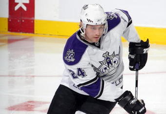UNIONDALE, NY - OCTOBER 12:  Alexander Frolov #24 of the Los Angeles Kings skates during warm-up prior to their NHL game against the New York Islanders at the Nassau Coliseum on October 12, 2009 in Uniondale, New York. The Kings defeated the Islanders 2-1. (Photo by Bruce Bennett/Getty Images)