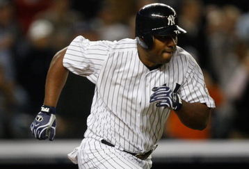 NEW YORK - SEPTEMBER 29:  Juan Miranda #72 of the New York Yankees hits the game winning RBI single against the Kansas City Royals during the game on September 29, 2009 at Yankee Stadium in the Bronx borough of New York City.  (Photo by Jared Wickerham/Getty Images)