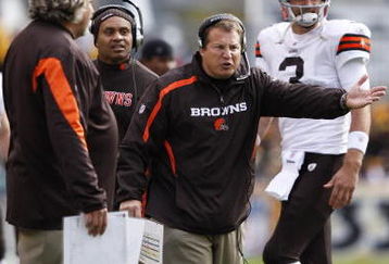 PITTSBURGH, PA - OCTOBER 18: Head coach Eric Mangini of the Cleveland Browns argues with an official during the game against the Pittsburgh Steelers at Heinz Field on October 18, 2009 in Pittsburgh, Pennsylvania. The Steelers defeated the Browns 27-14. (Photo by Joe Robbins/Getty Images)