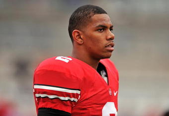 COLUMBUS, OH - SEPTEMBER 26:  Quarterback Terrelle Pryor #2 of the Ohio State Buckeyes warms up before a game against the Illinois Fighting Illini at Ohio Stadium on September 26, 2009 in Columbus, Ohio.  (Photo by Jamie Sabau/Getty Images)