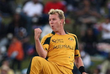 CENTURION, SOUTH AFRICA - OCTOBER 05:  Brett Lee of Australia celebrates the wicket of James Franklin of New Zealand during the ICC Champions Trophy Final between Australia and New Zealand played at Supersport Park on October 5, 2009 in Centurion, South Africa.  (Photo by Hamish Blair/Getty Images)