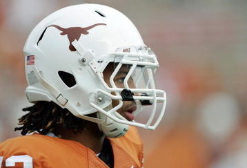 AUSTIN, TX - SEPTEMBER 5:  Safety Earl Thomas #12 of the Texas Longhorns looks on during warm-up prior to their game against the Louisiana Monroe Warhawks on September 5, 2009 at Darrell K Royal-Texas Memorial Stadium in Austin, Texas. The Longhorns defeated the Warhawks 59-20. (Photo by Brian Bahr/Getty Images)