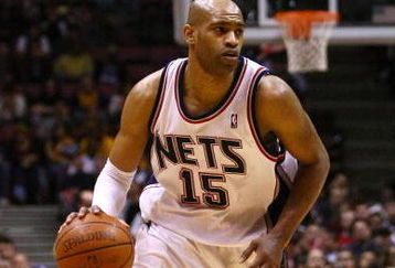 EAST RUTHERFORD, NJ - MARCH 27:  Vince Carter #15 of the New Jersey Nets drives against the Los Angeles Lakers during the game on March 27, 2009 at the Izod Center in East Rutherford, New Jersey. NOTE TO USER: User expressly acknowledges and agrees that, by downloading and/or using this Photograph, User is consenting to the terms and conditions of the Getty Images License Agreement.  (Photo by Chris McGrath/Getty Images)