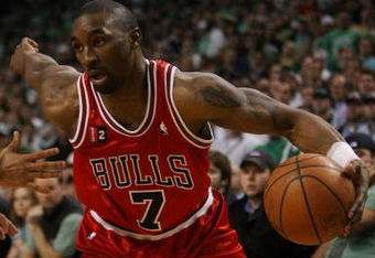 BOSTON - MAY 02:  Ben Gordon #7 of the Chicago Bulls heads for the net against the Boston Celtics in Game Seven of the Eastern Conference Quarterfinals during the 2009 NBA Playoffs at TD Banknorth Garden on May 2, 2009 in Boston, Massachusetts. The Celtics defeated the Bulls 109-99. NOTE TO USER: User expressly acknowledges and agrees that, by downloading and or using this photograph, User is consenting to the terms and conditions of the Getty Images License Agreement.  (Photo by Elsa/Getty Images)