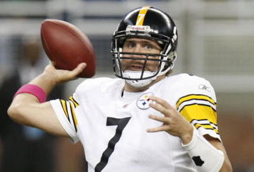 DETROIT - OCTOBER 11:  Ben Roethlisberger #7 of the Pittsburgh Steelers throws a pass against the Detroit Lions during their NFL game on October 11, 2009 at Ford Field in Detroit, Michigan. (Photo by Gregory Shamus/Getty Images)