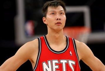 LOS ANGELES, CA - NOVEMBER 25:  Yi Jianlian #9 of the New Jersey Nets rests during a break in the game against the Los Angeles Lakers on November 25, 2008 at Staples Center in Los Angeles, California. The Lakers won 120-93.   NOTE TO USER: User expressly acknowledges and agrees that, by downloading and/or using this Photograph, user is consenting to the terms and conditions of the Getty Images License Agreement.  (Photo by Stephen Dunn/Getty Images)