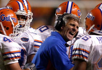 KNOXVILLE, TN - SEPTEMBER 18:  Head coach Ron Zook of the Florida Gators yells at his team during their game against the Tennessee Volunteers at Neyland Stadium on September 18, 2004 in Knoxville, Tennessee. (Photo by Streeter Lecka/Getty Images)
