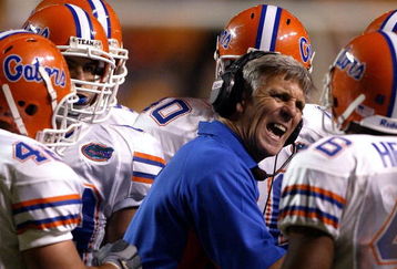 KNOXVILLE, TN - SEPTEMBER 18:  Head coach Ron Zook of the Florida Gators yells at his team during their game against the Tennessee Volunteers at Neyland Stadium on September 18, 2004 in Knoxville, Tennessee. (Photo by Streeter Lecka/Getty Images)