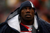 EAST RUTHERFORD, NJ - OCTOBER 18: Terrell Owens #81 of the Buffalo Bills stands on the sideline during the game against the New York Jets on October 18, 2009 at Giants Stadium in East Rutherford, New Jersey. (Photo by Jared Wickerham/Getty Images)