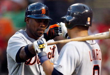 ARLINGTON, TX - JULY 29:  Marcus Thames #33 of the Detroit Tigers celebrates his solo home run with Gerald Laird #8 during action against the Texas Rangers on July 29, 2009 at Rangers Ballpark in Arlington, Texas.  (Photo by Ronald Martinez/Getty Images)