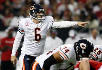 ATLANTA - OCTOBER 18:  Quarterback Jay Cutler #6 of the Chicago Bears against the Atlanta Falcons at Georgia Dome on October 18, 2009 in Atlanta, Georgia.  (Photo by Kevin C. Cox/Getty Images)