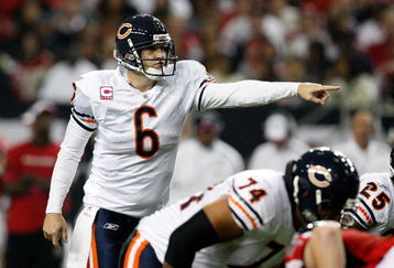 ATLANTA - OCTOBER 18:  Quarterback Jay Cutler #6 of the Chicago Bears against the Atlanta Falcons at Georgia Dome on October 18, 2009 in Atlanta, Georgia.  (Photo by Kevin C. Cox/Getty Images)
