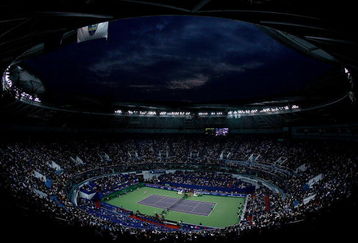 SHANGHAI, CHINA - OCTOBER 18: Rafael Nadal of Spain serves to Nikolay Davydenko of Russia during the final on day eight of the 2009 Shanghai ATP Masters 1000 at Qi Zhong Tennis Centre on October 18, 2009 in Shanghai, China.  (Photo by Matthew Stockman/Getty Images)