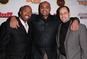 DENVER - FEBRUARY 18:  Kenny Smith, Charles Barkley and guest arrive at Kenny Smith's 2005 All-Star Party on February 18, 2005 in Denver, Colorado.  (Photo By Mark Mainz/Getty Images)