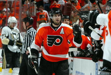 PHILADELPHIA - APRIL 19:  Simon Gagne #12 of the Philadelphia Flyers skates against of the Pittsburgh Penguins during Game Three of the Eastern Conference Quarterfinal Round of the 2009 NHL Stanley Cup Playoffs  at the Wachovia Center on April 19, 2009 in Philadelphia, Pennsylvania. The Flyers won the game 6-3 to cut the Penguins lead in the series to two games to one.  (Photo by Jim McIsaac/Getty Images)