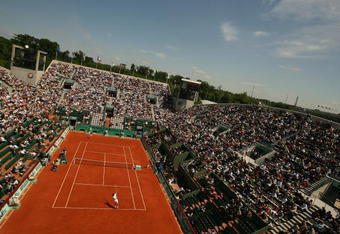PARIS - JUNE 02:  A general view of court Suzanne Lenglen during day six of the French Open at Roland Garros on June 2, 2006 in Paris, France.  (Photo by Clive Brunskill/Getty Images)
