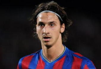 BARCELONA, SPAIN - OCTOBER 20:  Zlatan Ibrahimovic of FC Barcelona looks on during the UEFA Champions League group F match between FC Barcelona and FC Rubin Kazan at the Camp Nou Stadium on October 20, 2009 in Barcelona, Spain. Barcelona lost the match 2-1.  (Photo by Jasper Juinen/Getty Images)