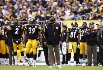 PITTSBURGH, PA - OCTOBER 18: Head coach Mike Tomlin of the Pittsburgh Steelers watches during a controversial fourth down measurement in the first half against the Cleveland Browns at Heinz Field on October 18, 2009 in Pittsburgh, Pennsylvania. The Steelers defeated the Browns 27-14. (Photo by Joe Robbins/Getty Images)