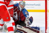 DENVER - OCTOBER 24:  Goalkeeper Craig Anderson #41 of the Colorado Avalanche makes a glove save against the Detroit Red Wings during NHL action at the Pepsi Center on October 24, 2009 in Denver, Colorado. Anderson had 48 saves as the Avalanche defeated the Red Wings 3-1.  (Photo by Doug Pensinger/Getty Images)