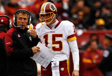 LANDOVER, MD - OCTOBER 18:  Washington Redskins head coach Jim Zorn talks with quarterback Todd Collins #15 during their game against the Kansas Chiefs October 18, 2009 at FedEx Field in Landover, Maryland. The Chiefs won the game 14-6.  (Photo by Win McNamee/Getty Images)