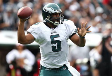OAKLAND, CA - OCTOBER 18:  Donovan McNabb #5 of the Philadelphia Eagles passes against the Oakland Raiders during an NFL game at the Oakland-Alameda County Coliseum on October 18, 2009 in Oakland, California.  (Photo by Jed Jacobsohn/Getty Images)