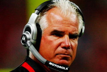 ST. LOUIS, MO - AUGUST 21:  Head coach Mike Smith of the Atlanta Falcons looks on from the sideline during the preseason game against the St. Louis Rams at the Edward Jones Dome on August 21, 2009 in St. Louis, Missouri. (Photo by Dilip Vishwanat/Getty Images)